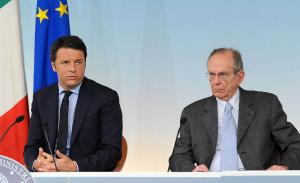 Mateo Renzi und Pier Carlo Padoan | Foto: dpa