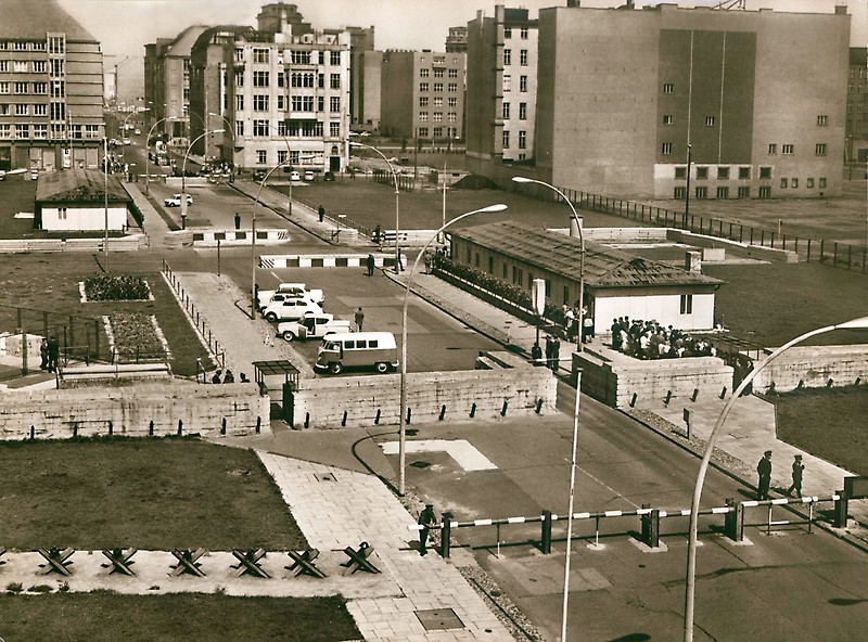 50 Jahre Mauerbau Friedrichstraße