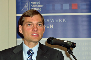 Prof. Bodo Herzog