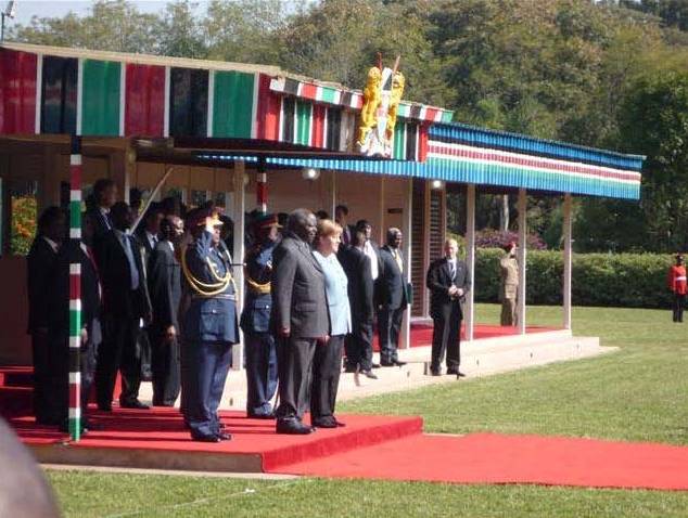 Bundeskanzlerin Dr. Angela Merkel mit Präsident Mwai Kibaki