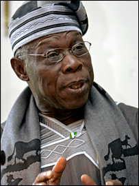 Der erste demokratisch gewählte Präsident nach Ende der Militärherrschaft 1999, Olusegun Obasanjo amtierte von 1999 bis 2007. Er ist ein Yoruba.