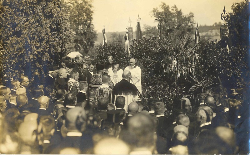 Beisetzung Erzbergers am 31. August 1921 in Biberach unter großer öffentlicher Anteilnahme