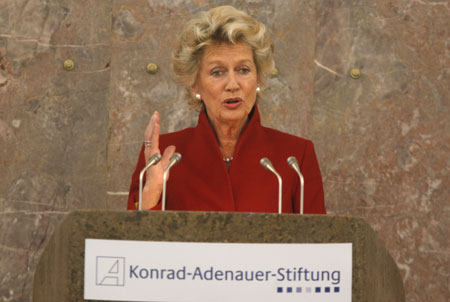 Dr. Petra Roth