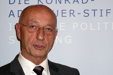Rolf Höfert