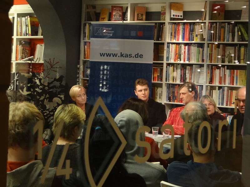 Venue of the discussion was Satori bookshop