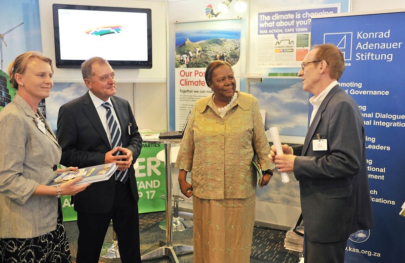 Lorraine Gerrans (City of Cape Town), Dr Werner Boehler (KAS), Ministerin Naledi Pandor, Stephen Granger (City of Cape Town)