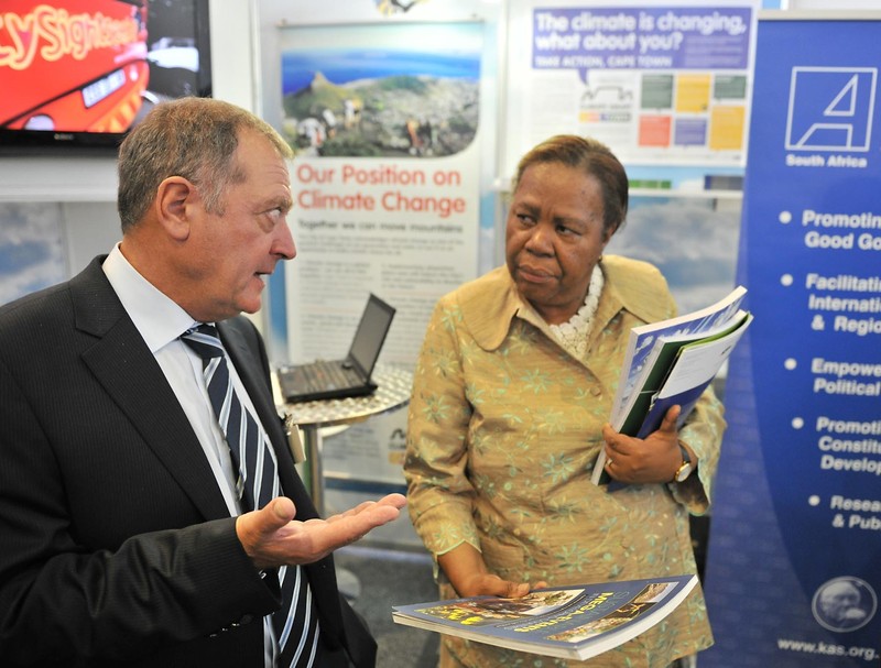 Dr Werner Boehler (KAS), Ministerin Naledi Pandor