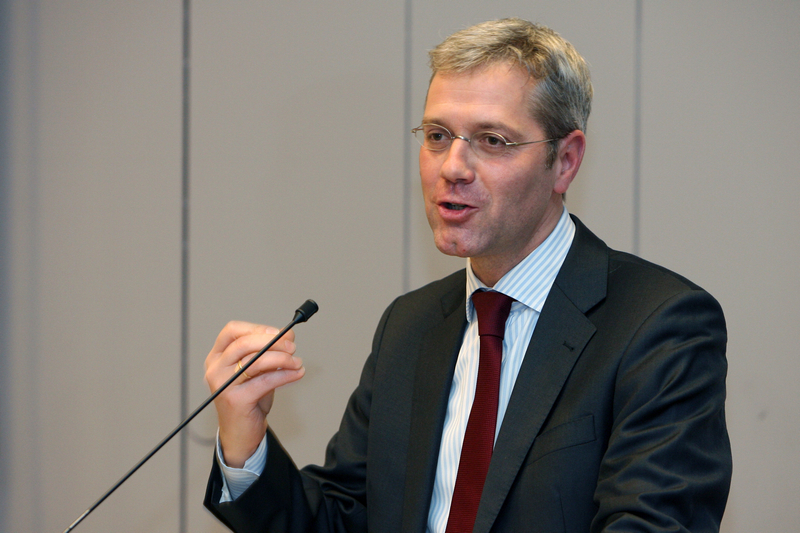 Im Einsatz als Redner bei der Konrad-Adenauer-Stiftung. Im Einsatz als Redner bei der Konrad-Adenauer-Stiftung.
