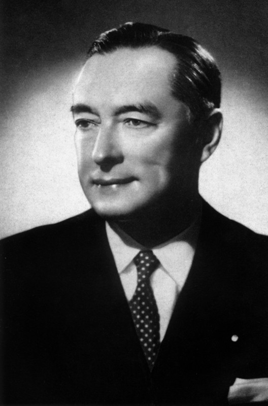 Porträt Richard Nikolaus Graf Coudenhove-Kalergi Porträt Richard Nikolaus Graf Coudenhove-Kalergi