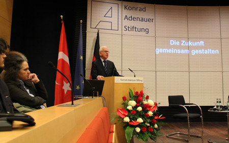 Hans-Gert Pöttering Hans-Gert Pöttering