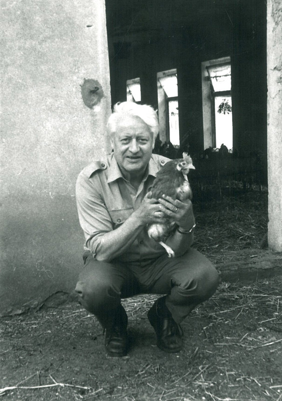 Wilfried Hasselmann auf seinem Hof Wilfried Hasselmann auf seinem Hof