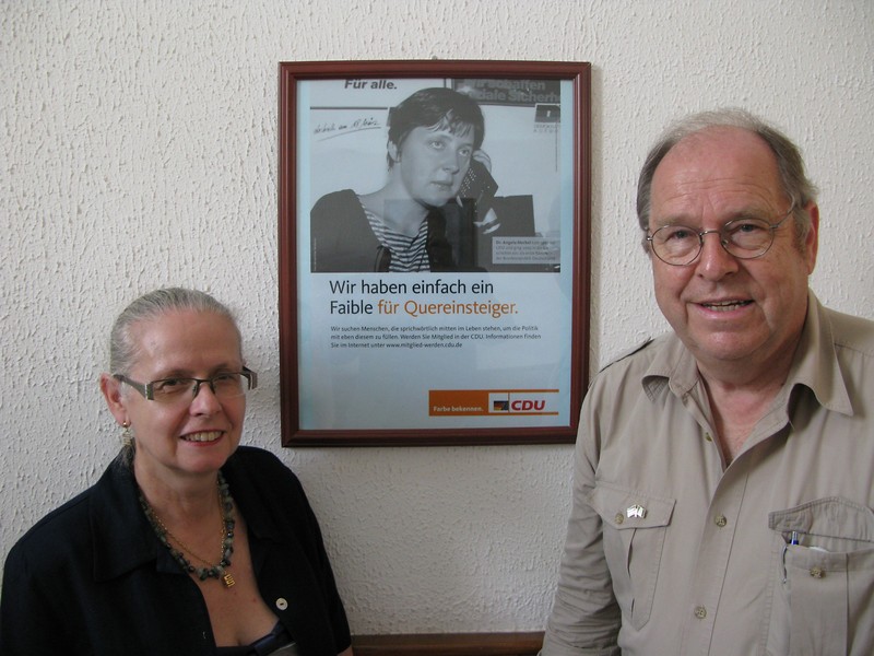 Frau Hildegard Behrendt-Kigozi, Leiterin des Auslandsbüros Nigeria mit MdB hartwig Fischer