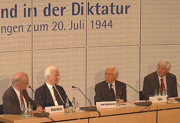 /documents/252038/253255/podium2_360.jpg/e4bf171e-9a5c-33e2-aab3-6f2728021ae1