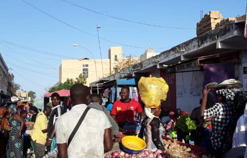 https://www.kas.de/documents/252038/7860860/Markt+in+Thies%2C+Senegal+am+25.3.2020.jpg/d08e0295-3c90-db31-bbf2-9b6c5e4752cd?t=1585816927525