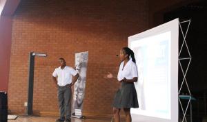 From left to right: Pule acting as "Sipho" and Zola acting as "Thandi".