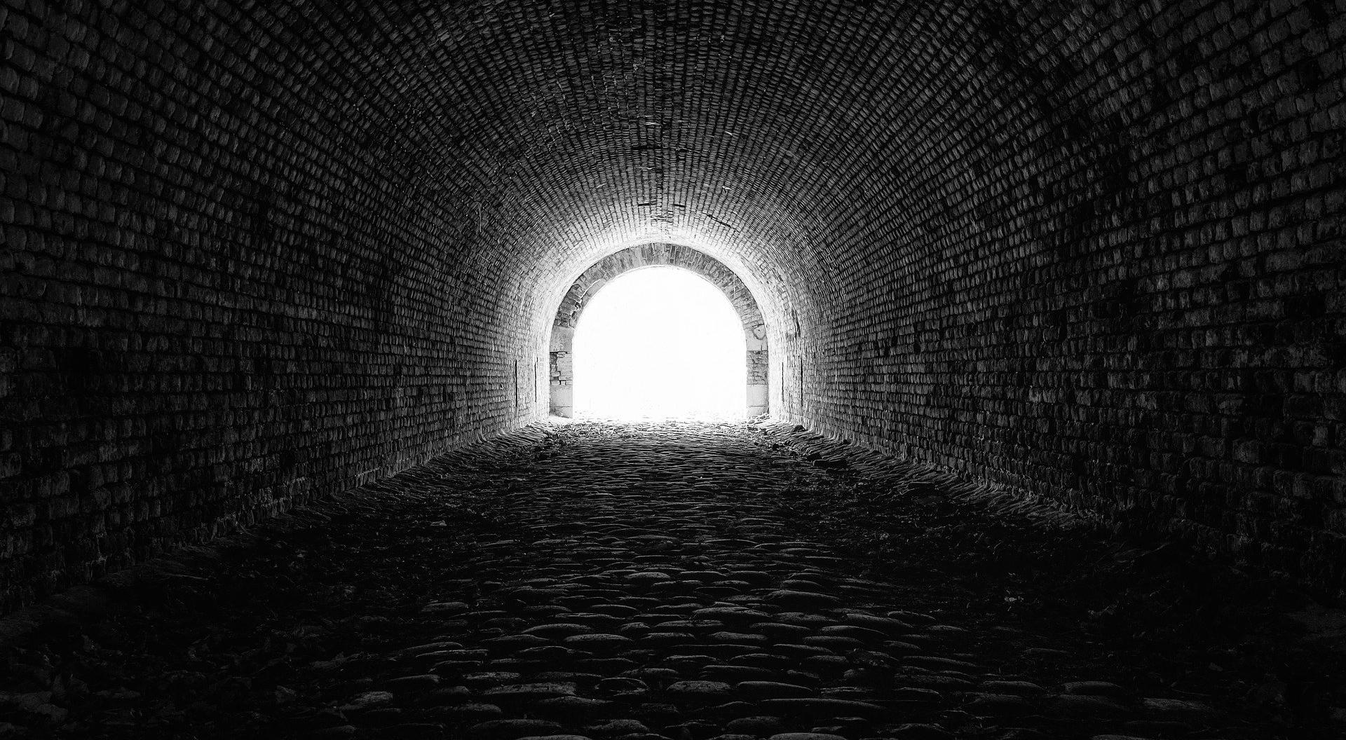 Blick in einen Tunnel