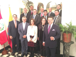 Die Experten aus Mexiko, Kolumbien, Chile und Peru nach der Sitzung des Netzwekes für die Studie der Pazifik-Allianz