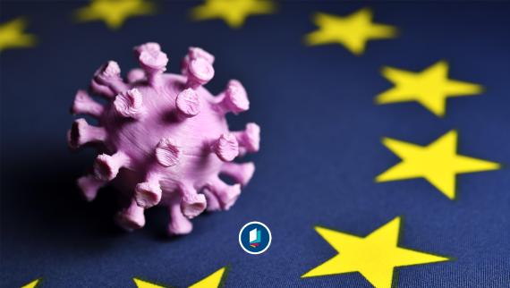 Coronavirus-Miniatur auf EU-Fahne