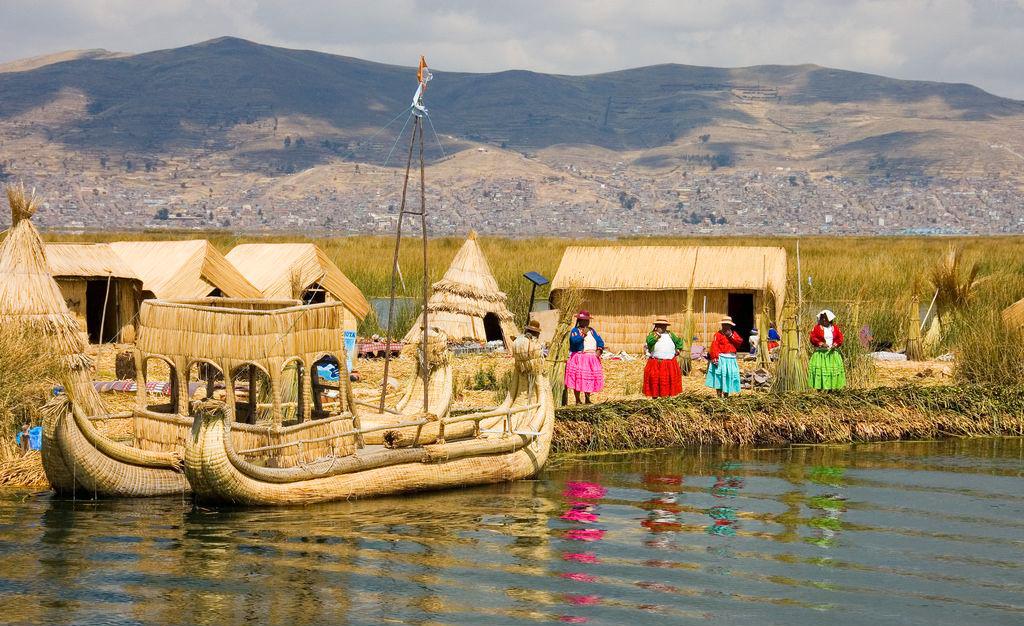 Ein Dorf der Aymara-Ureinwohner am Titicacasee in Peru | Foto: © Andrew Miller / Flickr / CC BY-NC-2.0