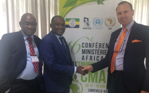 Photo f.l.t.r.: Mr. Teo Ngitila, Environmental Commissioner of Namibia; Mr Pohamba Shifeta,Minister of Environment and Tourism of the Republic of Namibia; Prof. Oliver Ruppel, director KAS regional program on Climate Policy and Energy Security in Subsaharan Africa