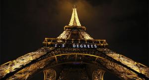 Eiffel Tower in Paris with projection "1.5 degrees".