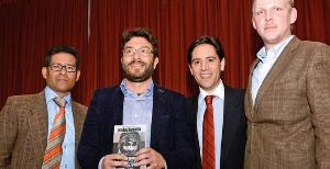 De izq. a der.: Iván Velásquez (KAS), el Autor Rafael Loayza, el comentarista Salvador Romero y Maximilian Hedrich (KAS)