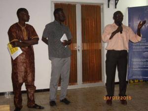 Debattenkino Drapeau noir au nord du pays, mit Prof. Bakary Sambe