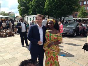 Der Fraktionsvorsitzende der CDU in der Hamburgischen Bürgerschaft, Dietrich Wersich MdHB, mit der Initiatorin des Africa Days in Hamburg, Sylvaina Gerlich