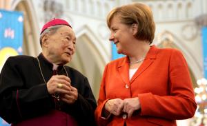 Bischof Jin, Merkel