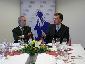 Luncheon mit Dr. Nico Lange, stellvertretender Hauptabteilungsleiter Politik und Beratung