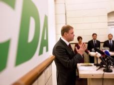 Aart Jan de Geus (CDA) bei der Vorstellung des Grundsatzprogramms des CDA