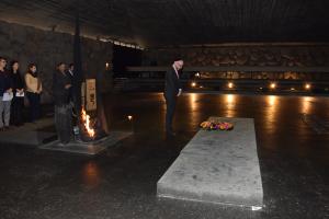 Dr. Tauber in Yad Vashem