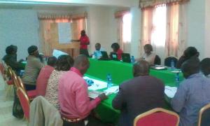 Der KAS-Workshop in Kitale vermittelte den Teilnehmern zentrale Kenntnisse über geeignete Konzeptformen und Implementierungsphasen eines Advocacy-Plans im Kontext der Ernährungssicherheit.