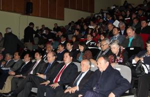 Más que 200 personas interesadas participaron en el Seminario acerca de Descentralización el 29. y 30. de octubre 2015 en Coyhaique, Región de Aysén.