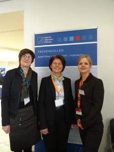Gruppenfoto: Beate Kaiser, Dr. Renate Sommer, Juana Eckhardt