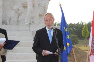 Frank Spengler, Leiter des Auslandsbüros Ungarn der Konrad-Adenauer-Stiftung bei seiner Rede anlässlich des 24. Jahrestages des Paneuropäischen Picknicks