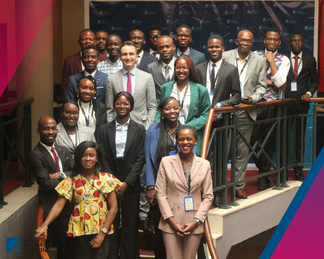 Photo avec les boursiers de la KAS