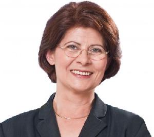 Dr. Renate Sommer