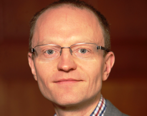 Dr. Stefan Meister