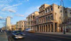 Straßenszene in Havanna, Kuba | © Pedro Szekely / Flickr / CC BY-SA 2.0