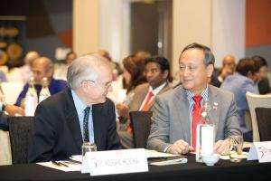 Mr. Wolfgang Hruschka, Country Director of KAS Malaysia with Dato´ Ng Tieh Chuan, Chairman of the Malaysian Institute of Management (MIM).