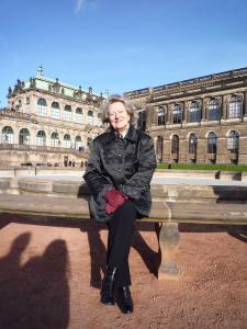 Henny Brenner vor dem Dresdner Zwinger (privat)