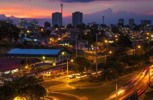 Manaus à noite