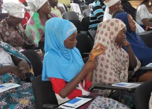 Vetreter der Vereinigung der Marktfrauen zum Town-Hall-Meeting am 30.Januar 2015 in Abuja.