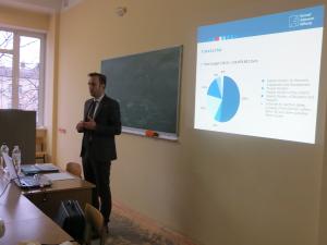 Jakov Devcic bei seinem Vortrag an der Kiewer Mohyla Akademie