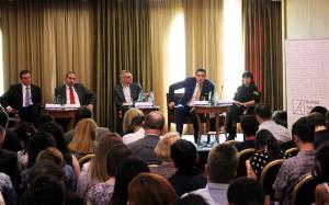 „Armenia at Geopolitical Crossroads: Exploring Choices“