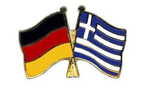 Ein Ansteckpin mit der deutschen und griechischen Fahne | Foto: KAS