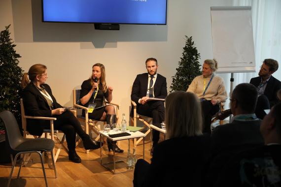 Daphne Wolter, Dr. Ottilie Klein, Mateusz Łabuz, Valerie Scholz und Ferdinand Gehringer.