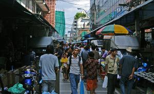 Street in Bangkok, Thailand | Foto: Uwe Schwarzbach/Flickr