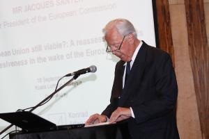 Jacques Santer, former President of the European Commission and former Prime Minister of Luxembourg, speaking in Kuala Lumpur on 18 September 2013.